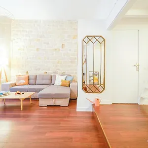  Appartamento Happy - Bastille Garden Loft