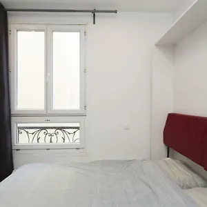 Studette De Charme Neuve Proche Invalides Appartement