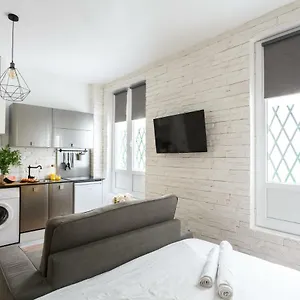 Well Located Studio -ecole Militaries Champs De Mars Appartement